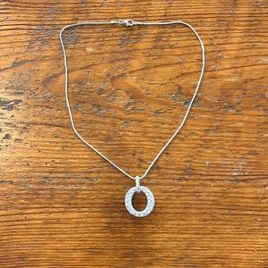 Costume jewelry silver rhinestone O. 16 in.